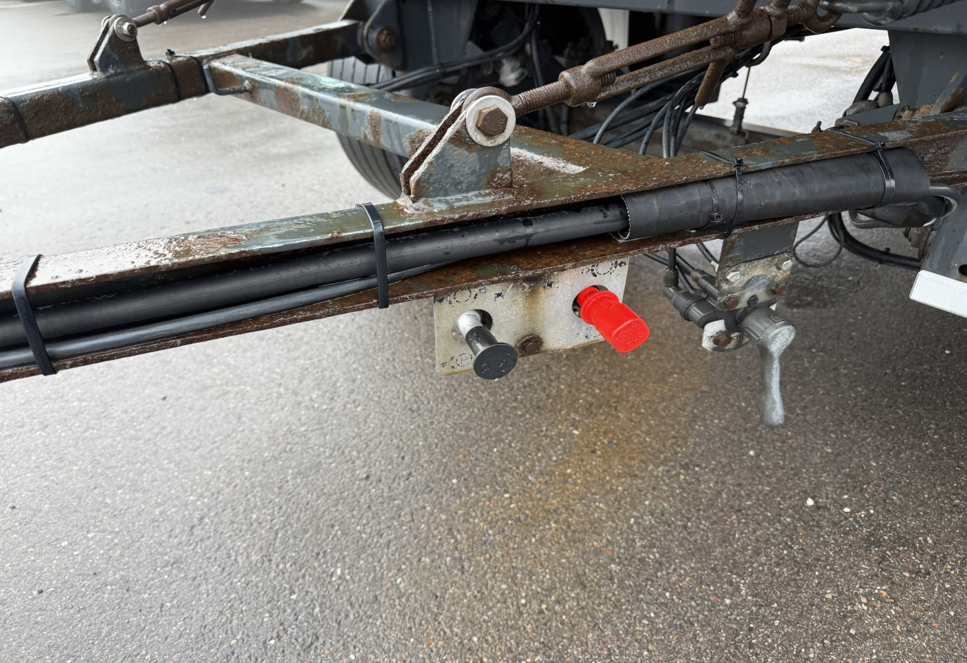 MOTO6625_2777979 vehicle image