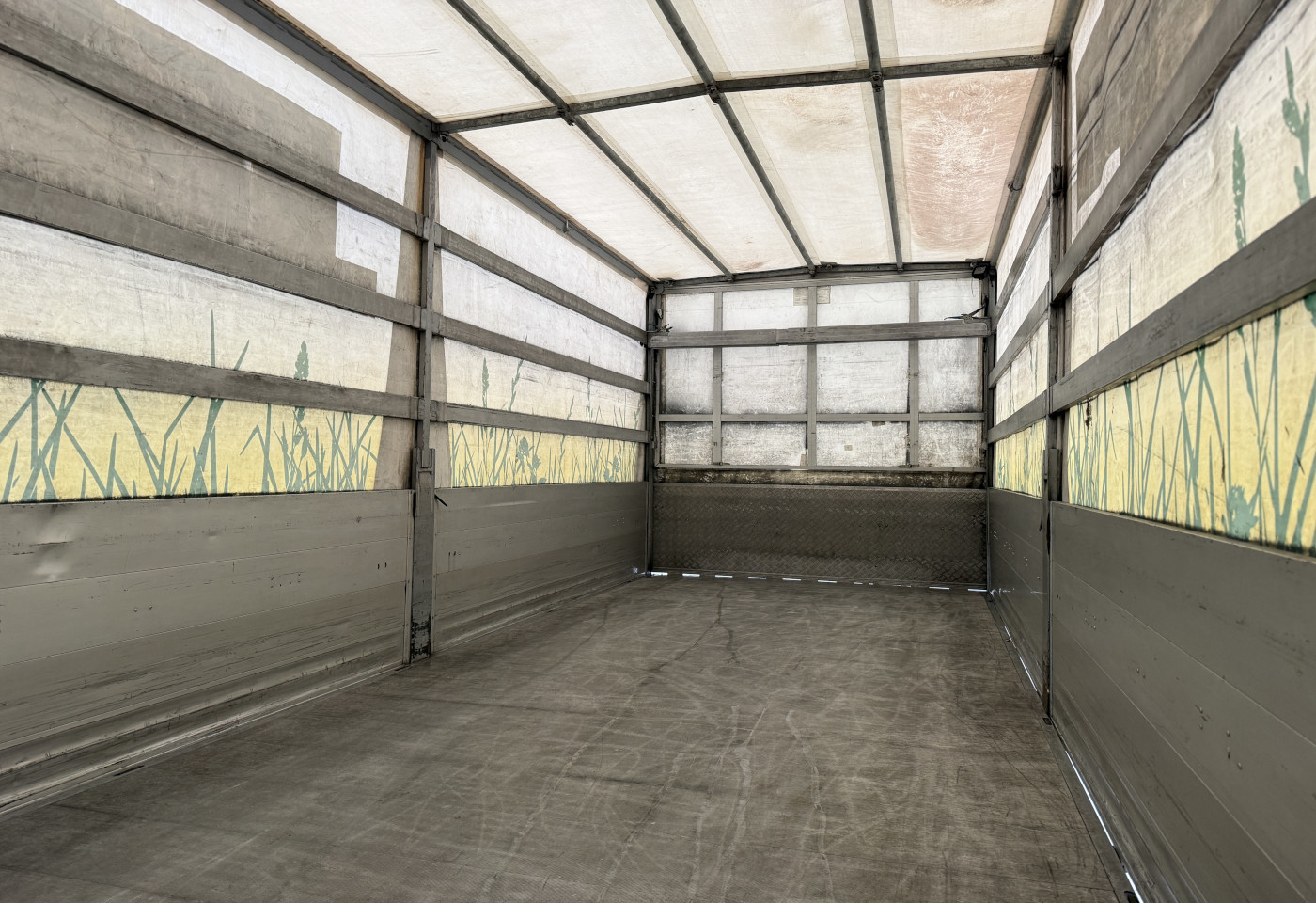 MOTO6625_2777979 vehicle image