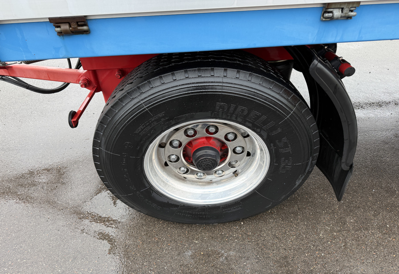 MOTO6625_2778598 vehicle image