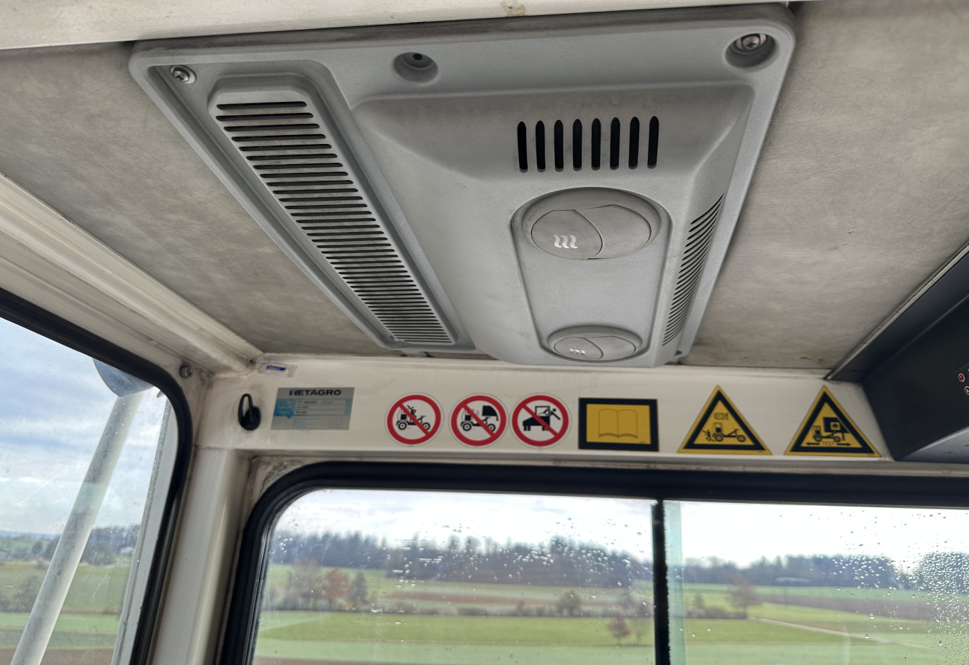 MOTO6625_2781478 vehicle image