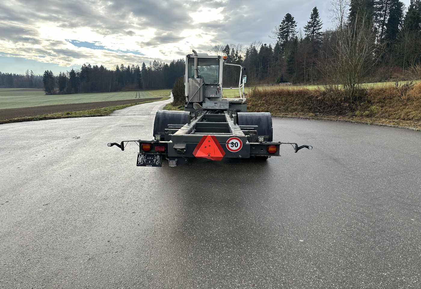 MOTO6625_2781478 vehicle image