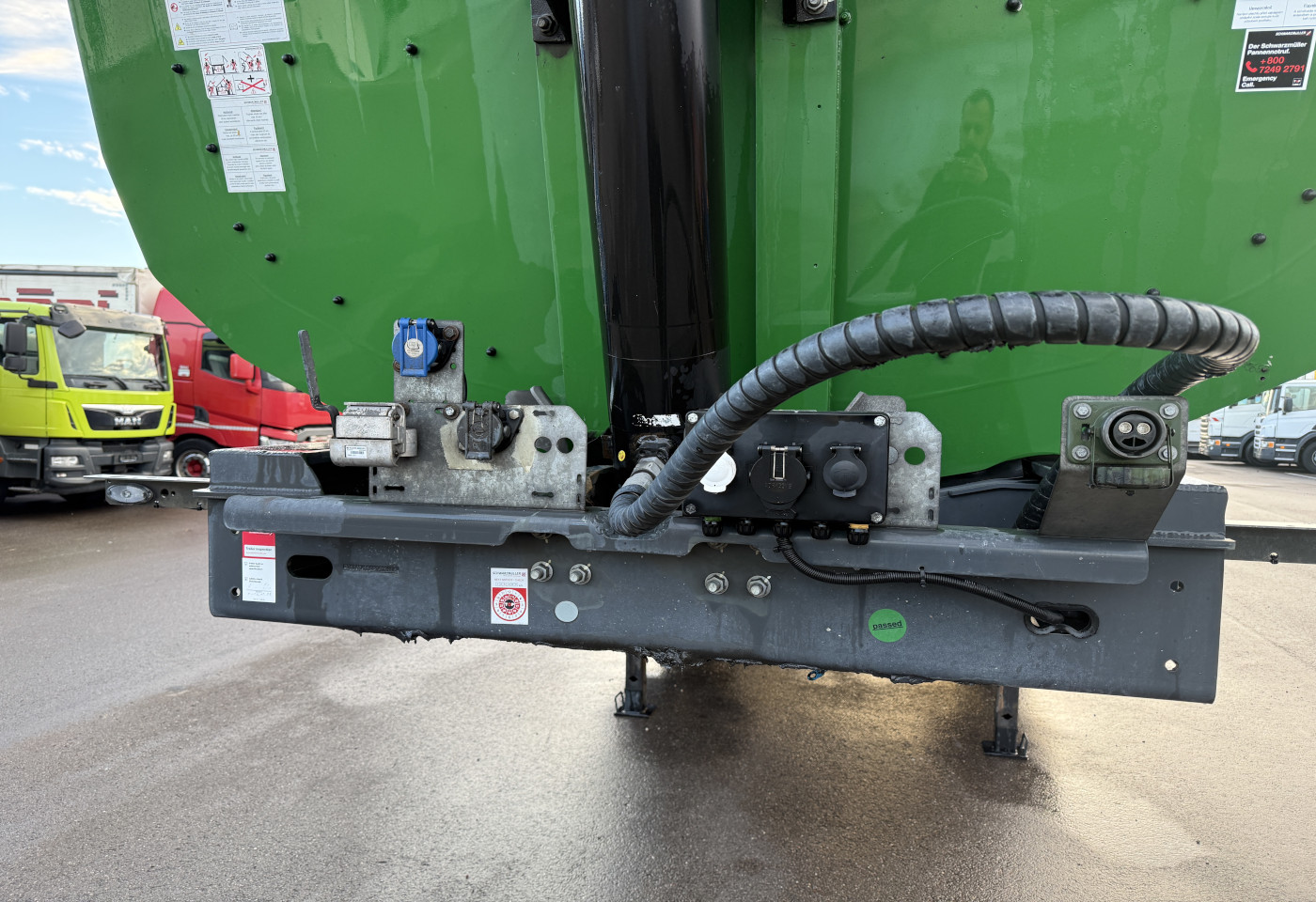 MOTO6625_2777982 vehicle image