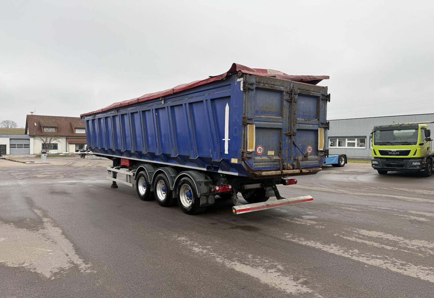 MOTO6625_2778752 vehicle image