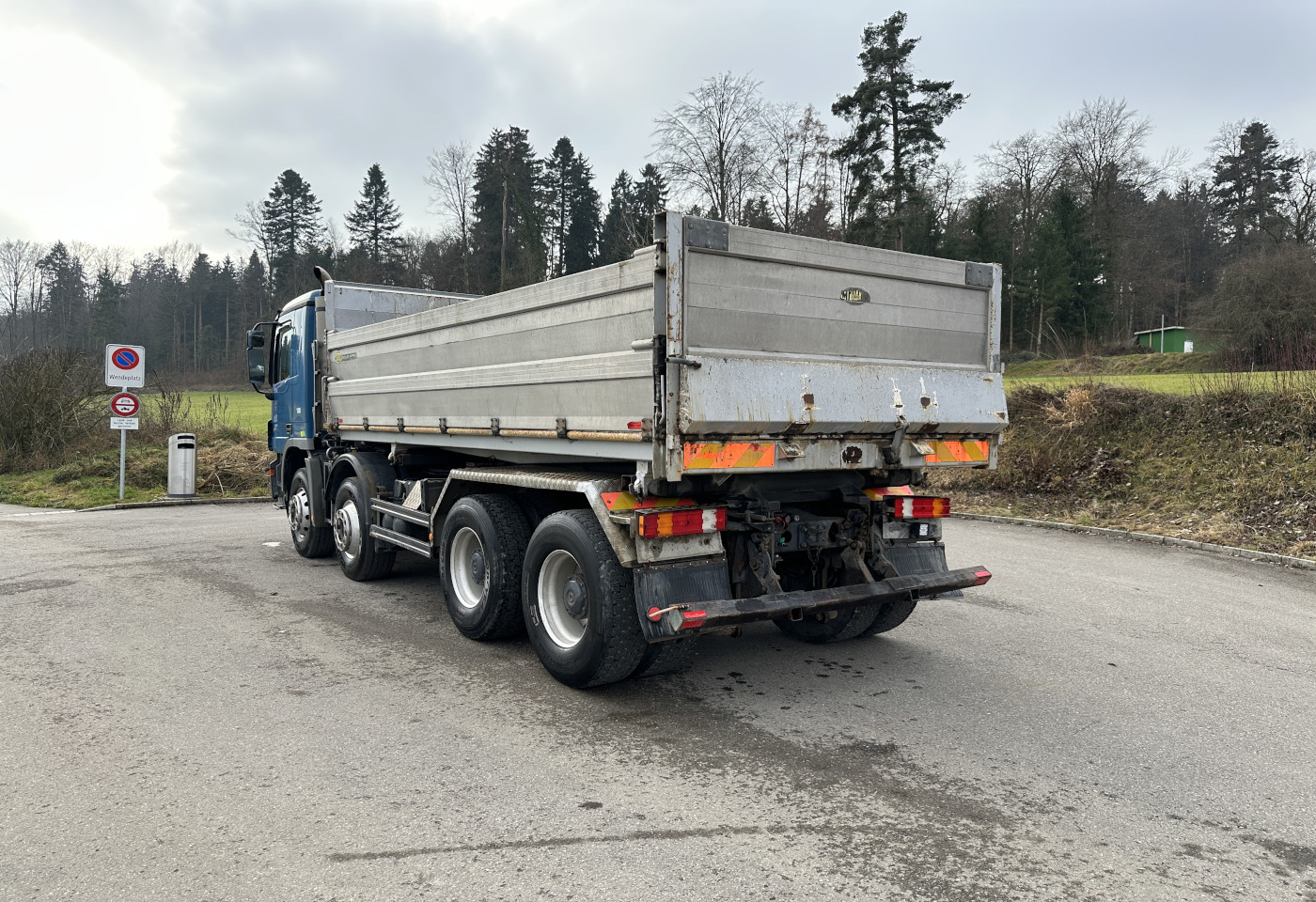 MOTO6625_2782104 vehicle image