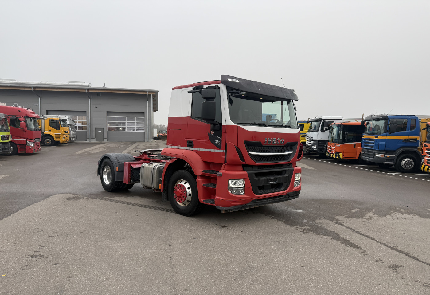 MOTO6625_2781474 vehicle image