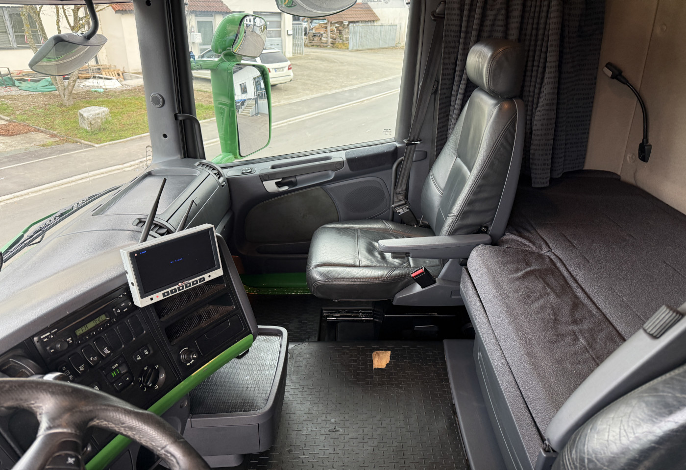 MOTO6625_2783271 vehicle image