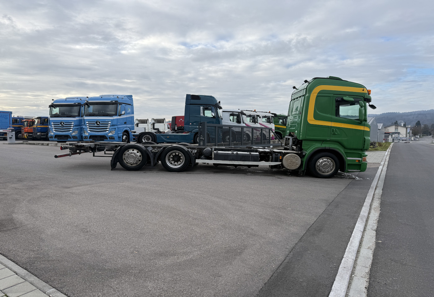 MOTO6625_2783271 vehicle image