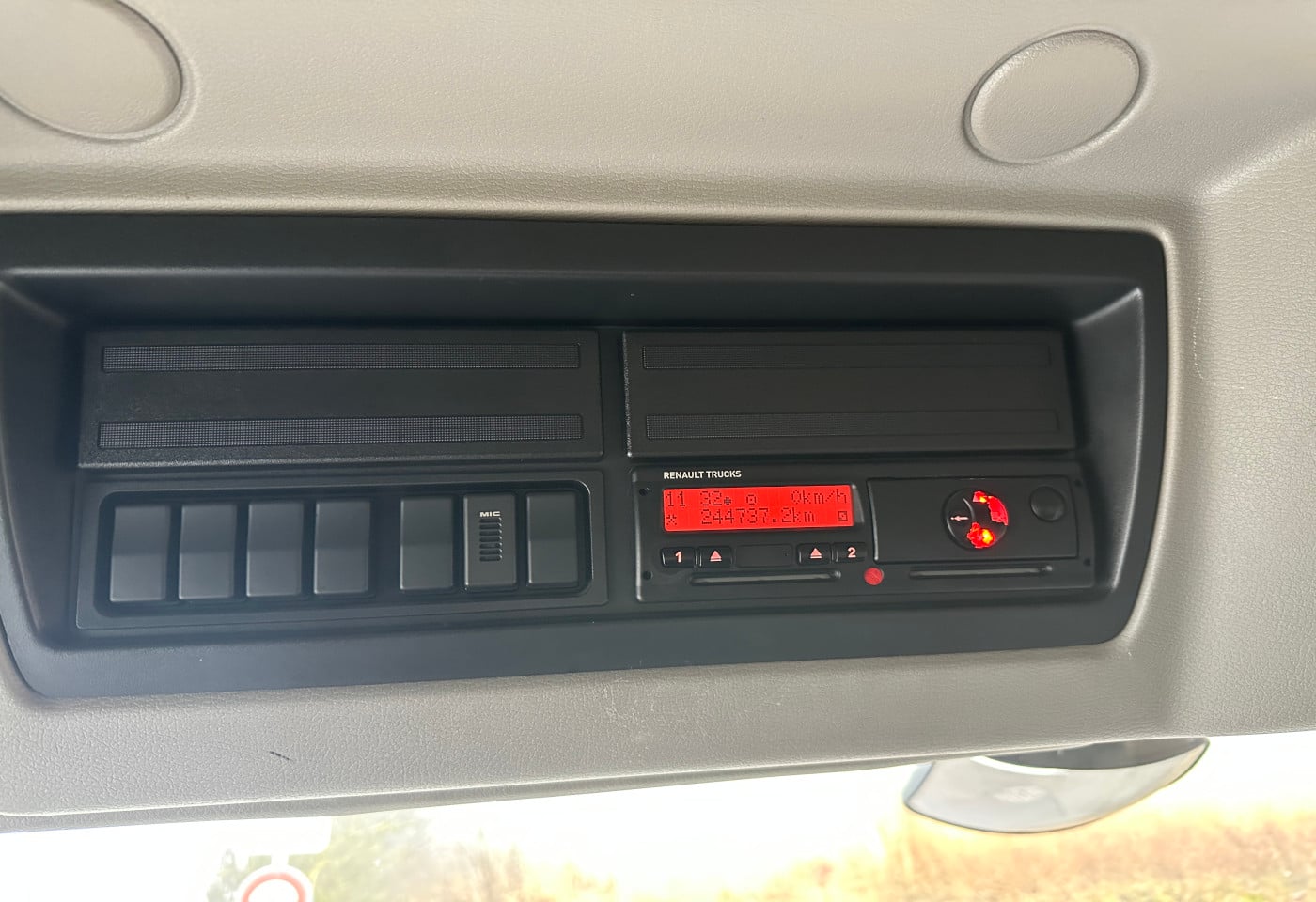 MOTO6625_2784545 vehicle image