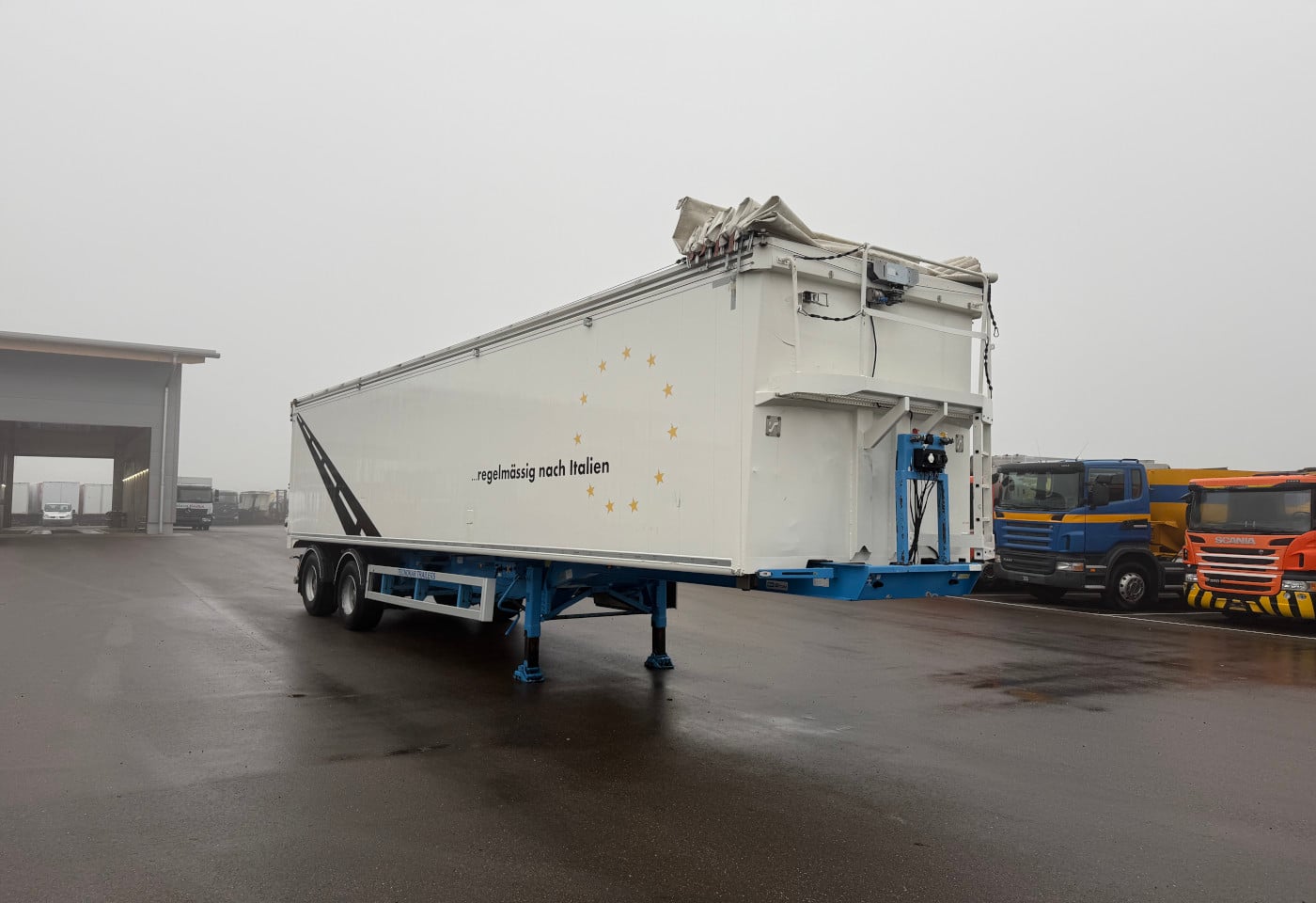 MOTO6625_2784861 vehicle image