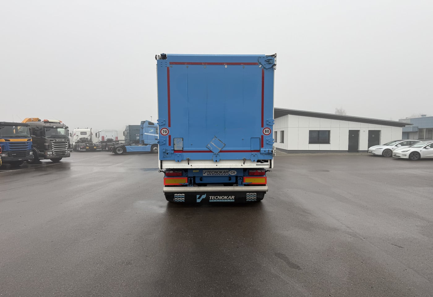 MOTO6625_2784861 vehicle image