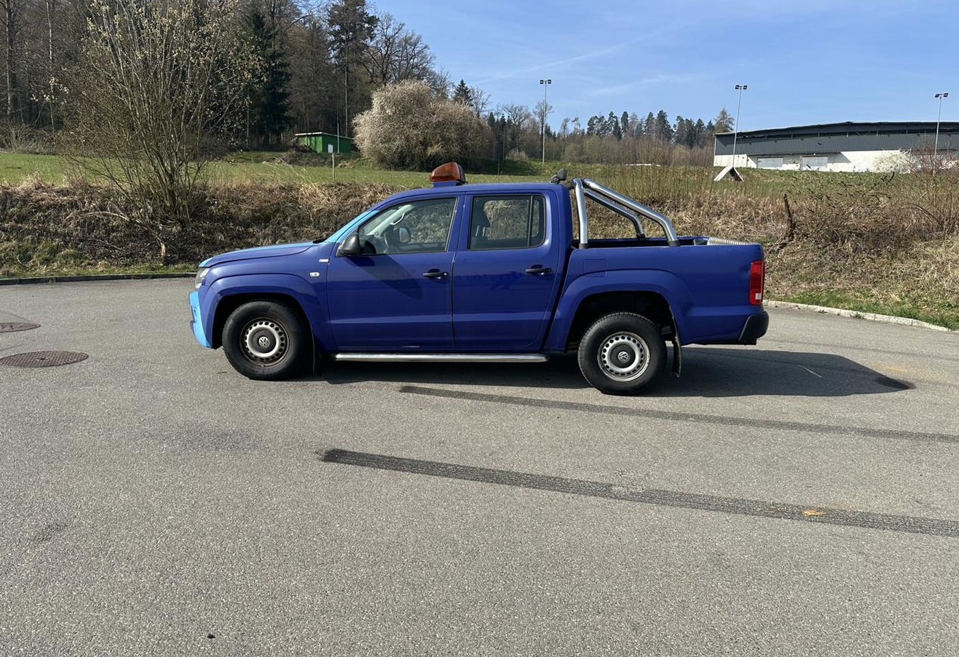 MOTO6625_2876149 vehicle image