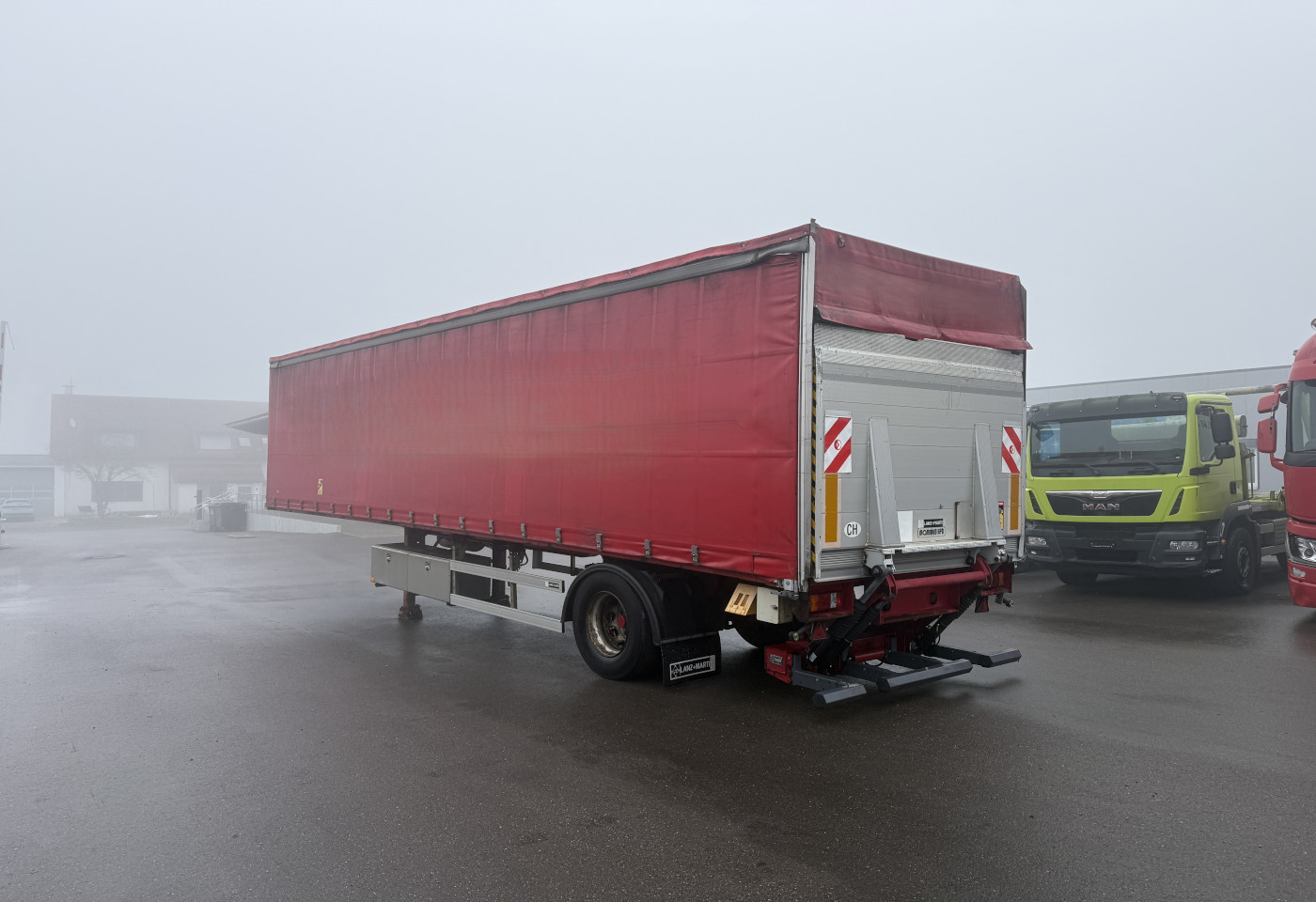 MOTO6625_2783440 vehicle image