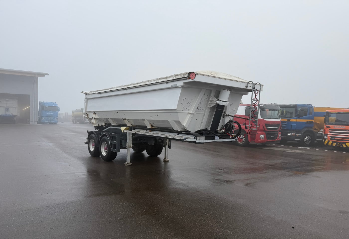 MOTO6625_2785176 vehicle image