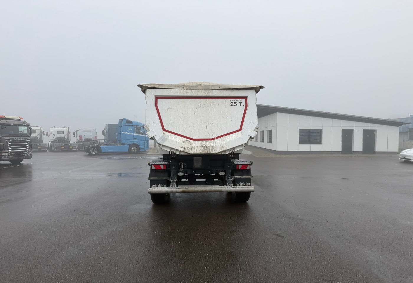 MOTO6625_2785176 vehicle image