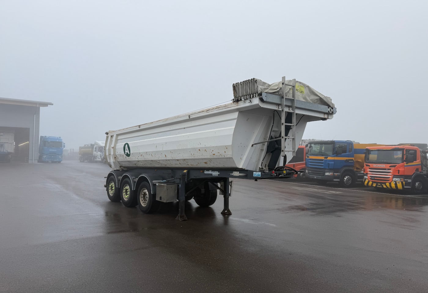 MOTO6625_2784700 vehicle image