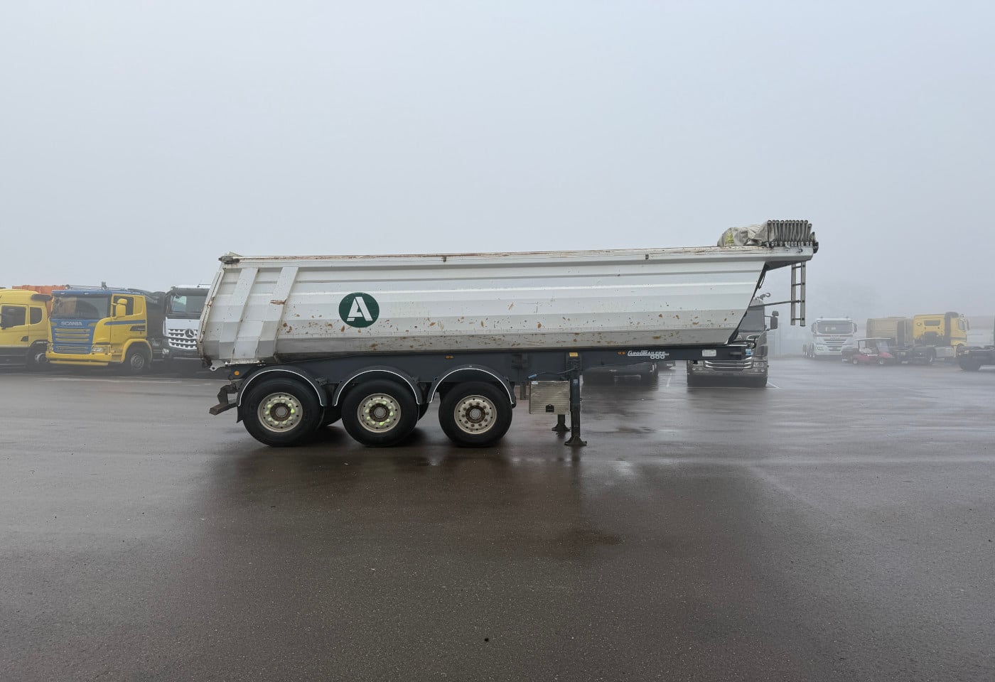 MOTO6625_2784700 vehicle image