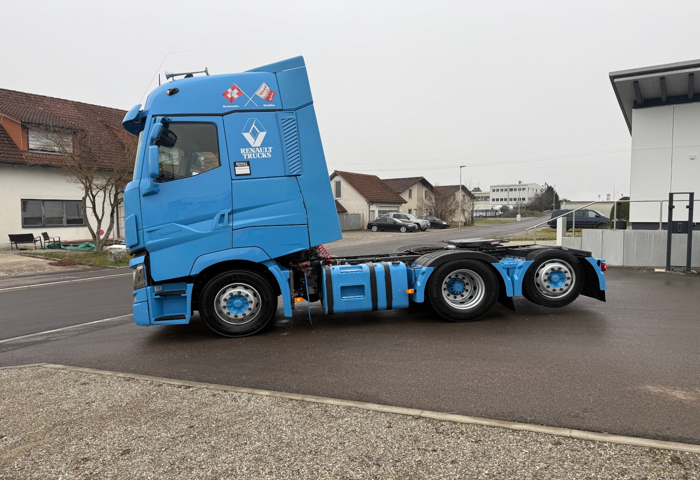 MOTO6625_2785180 vehicle image