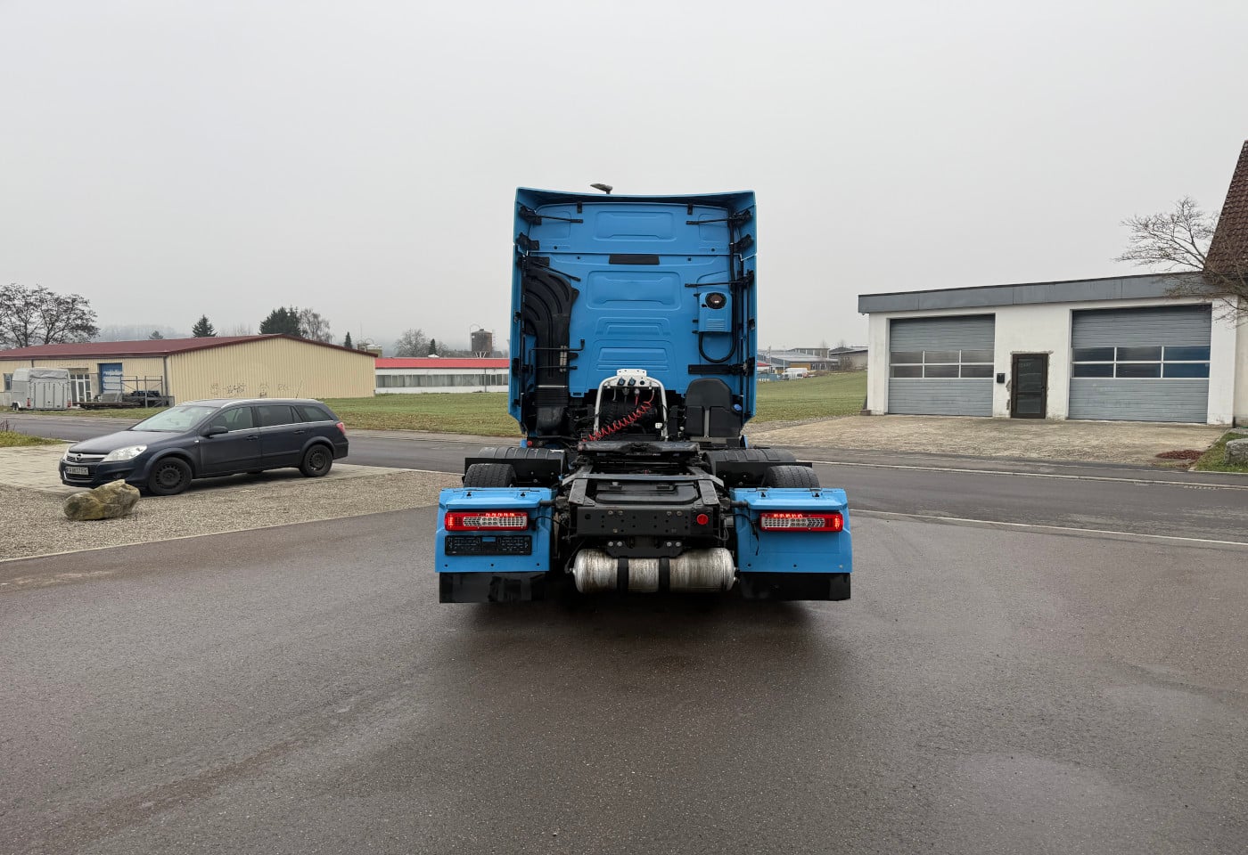 MOTO6625_2785180 vehicle image