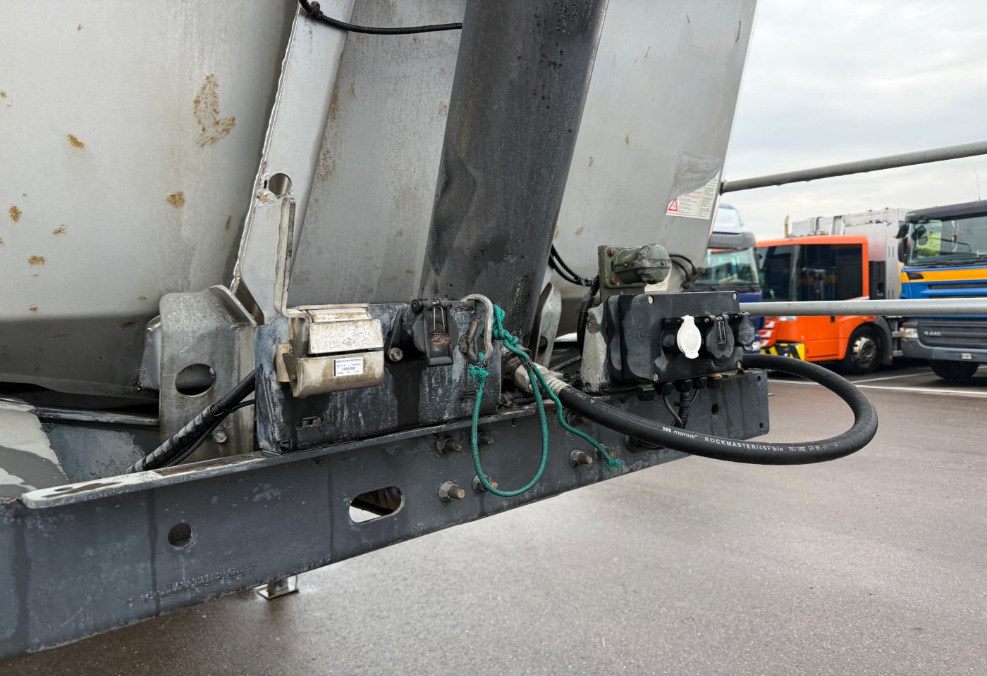 MOTO6625_2784548 vehicle image