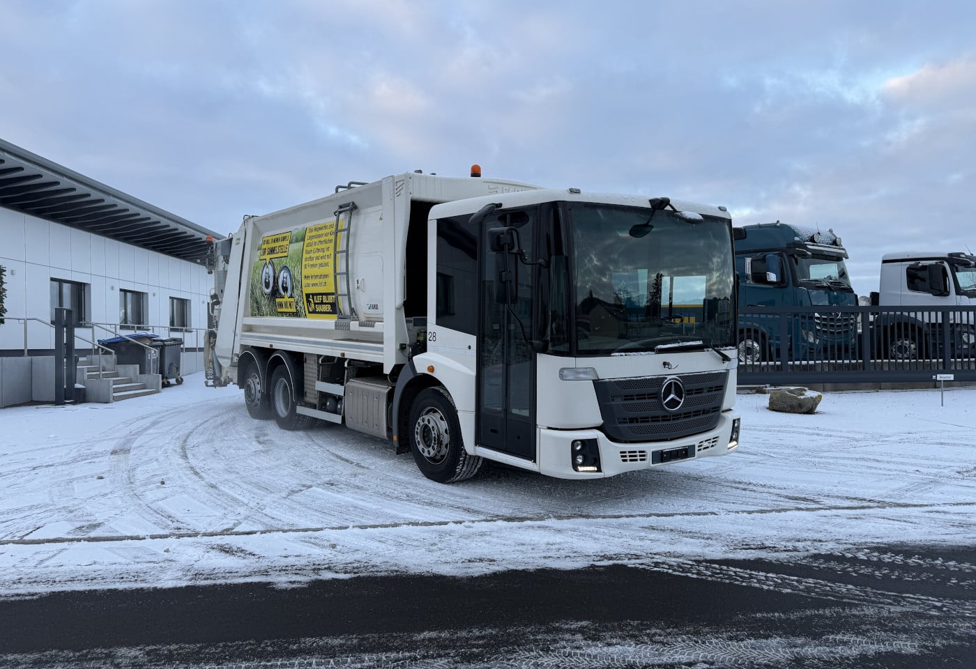 MOTO6625_2799386 vehicle image