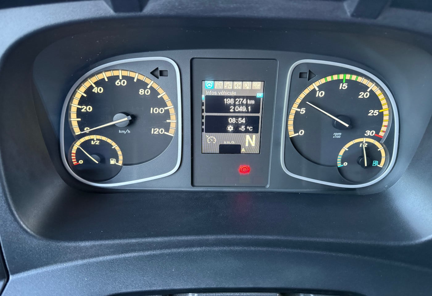 MOTO6625_2797357 vehicle image