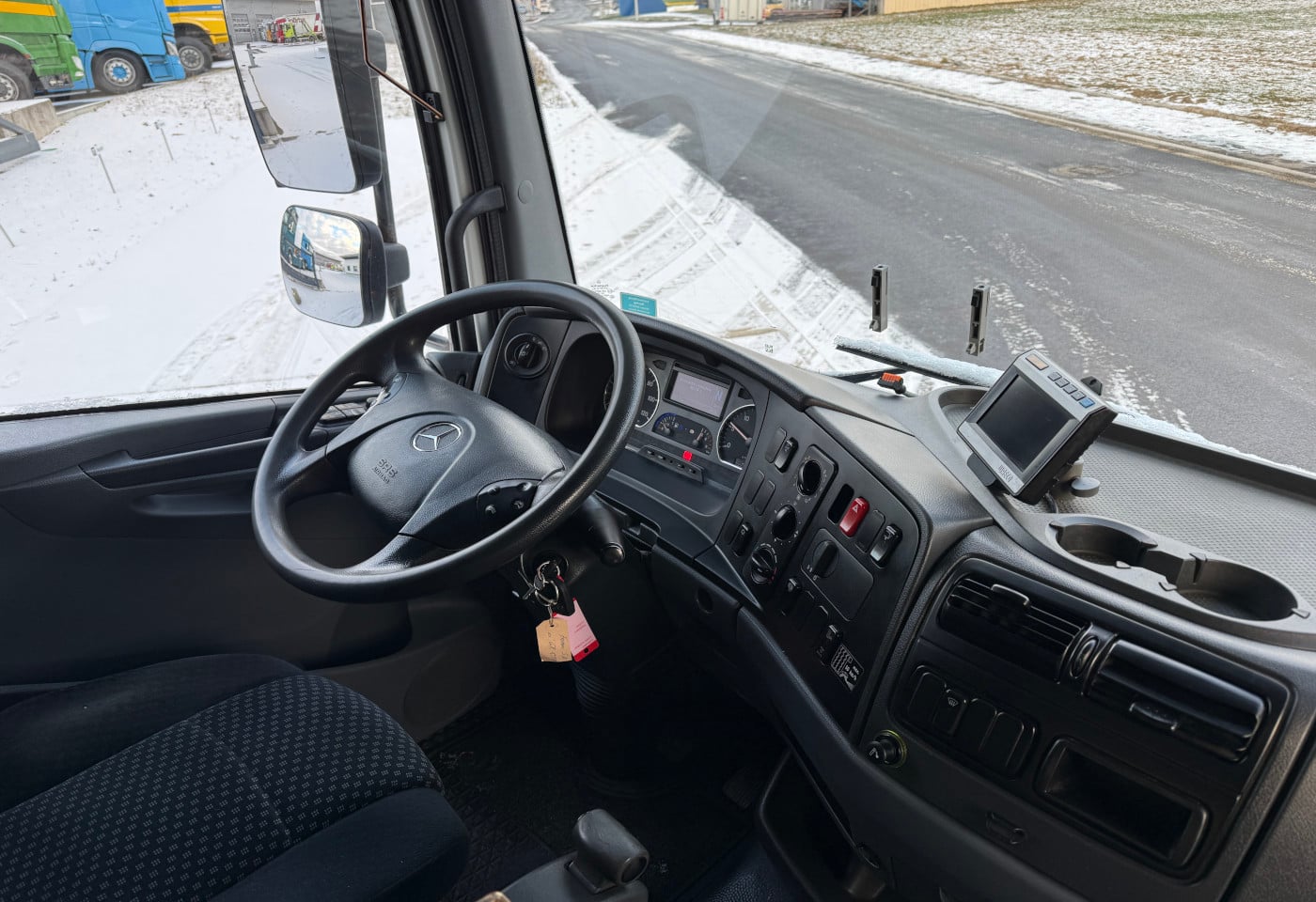 MOTO6625_2797358 vehicle image