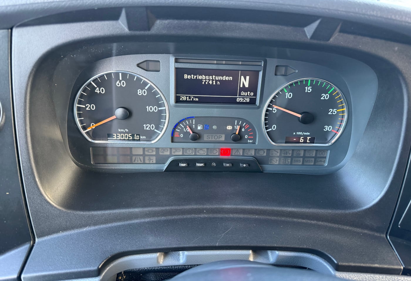 MOTO6625_2797360 vehicle image