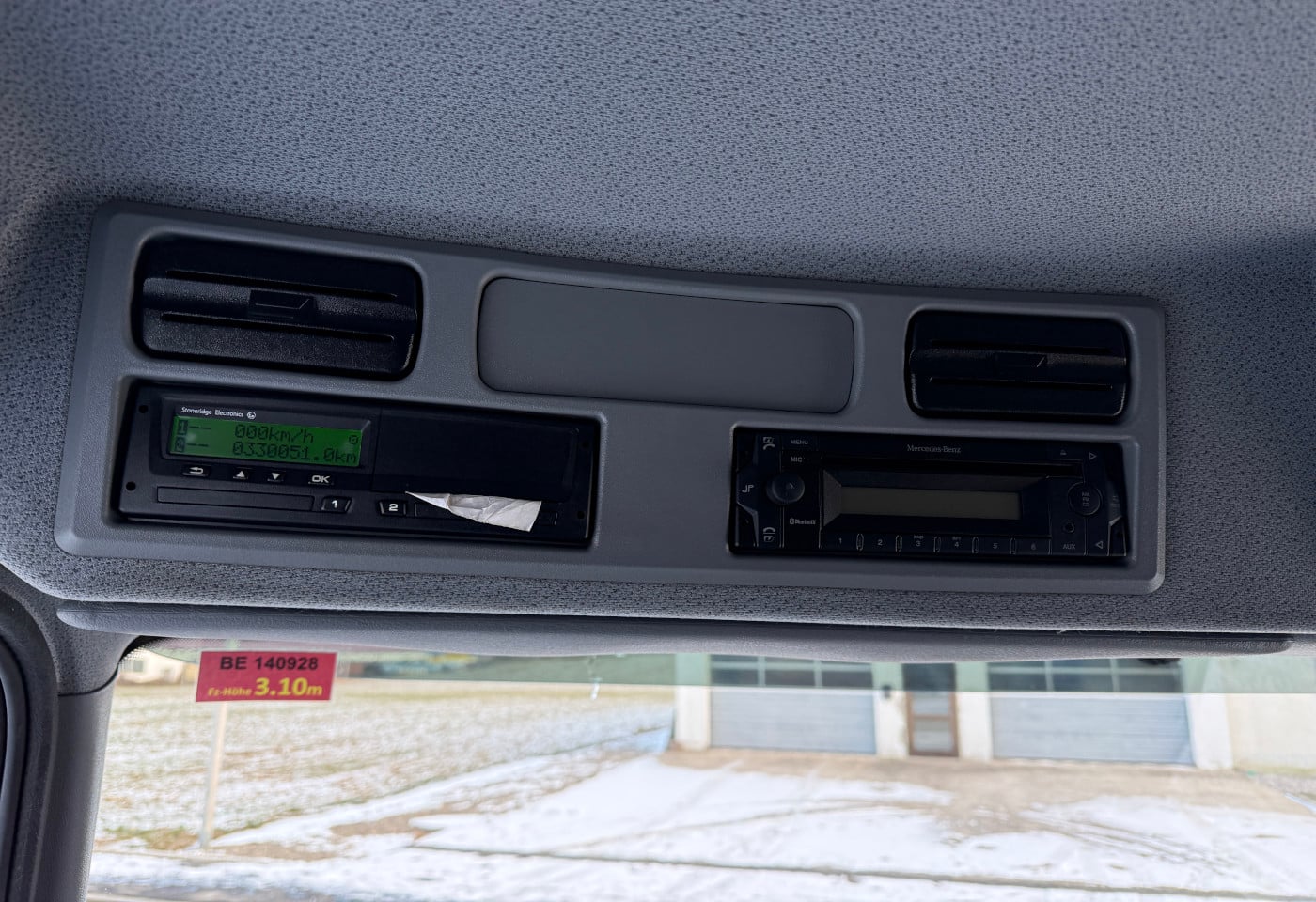 MOTO6625_2797360 vehicle image