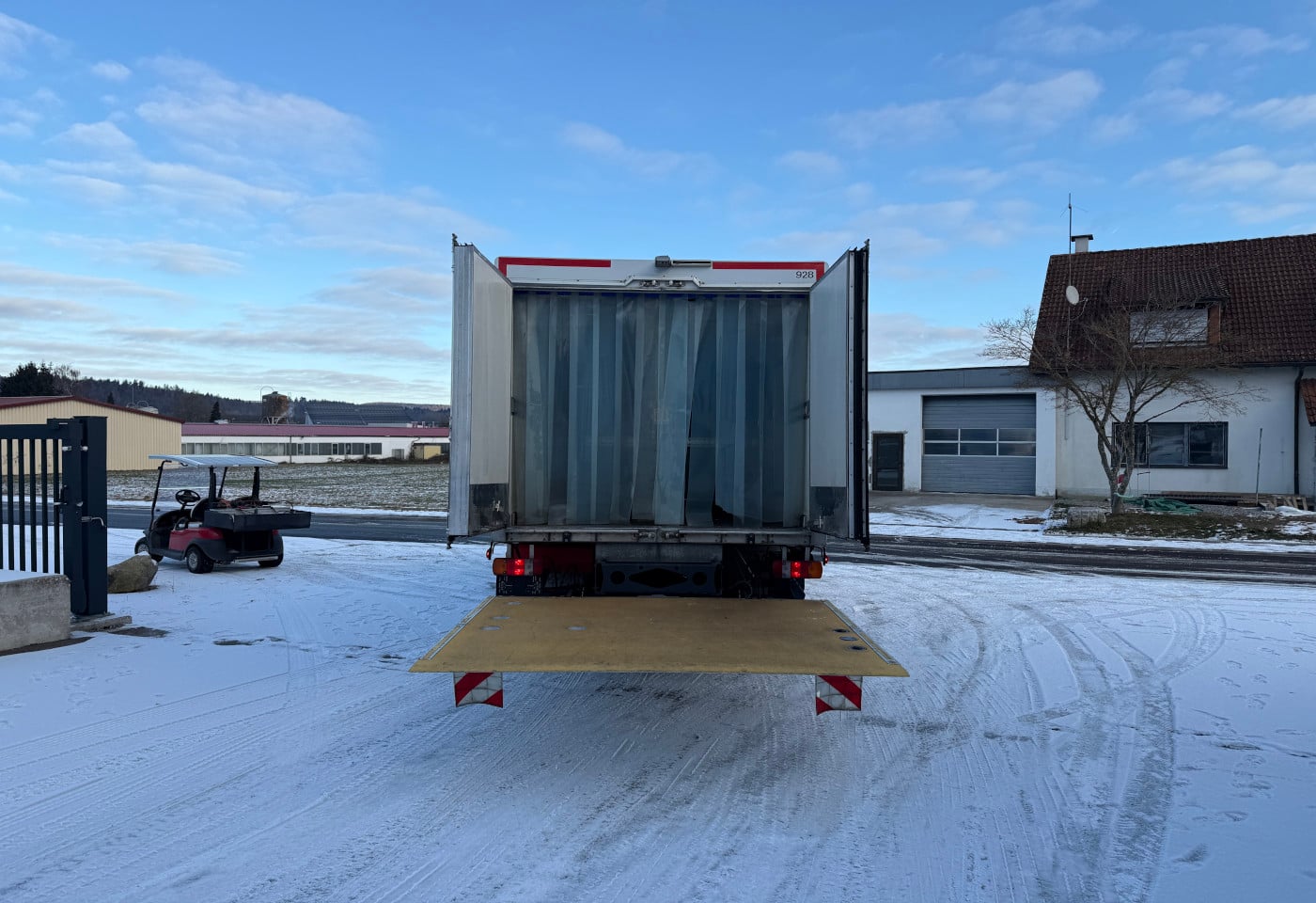 MOTO6625_2797360 vehicle image