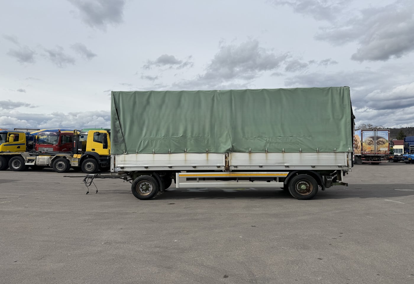 MOTO6625_2846700 vehicle image