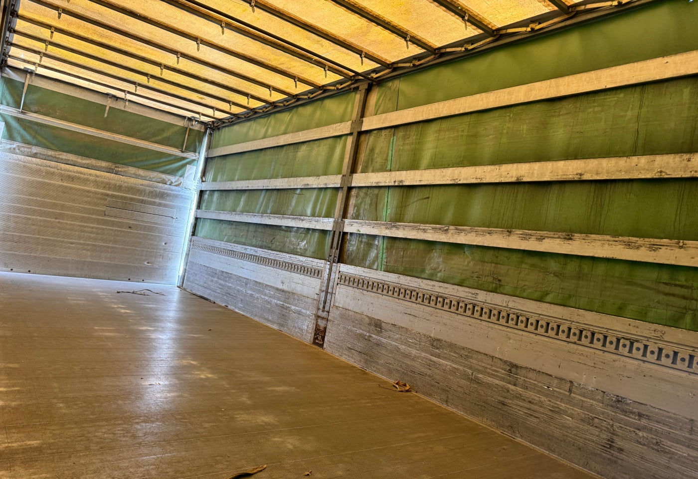 MOTO6625_2846700 vehicle image