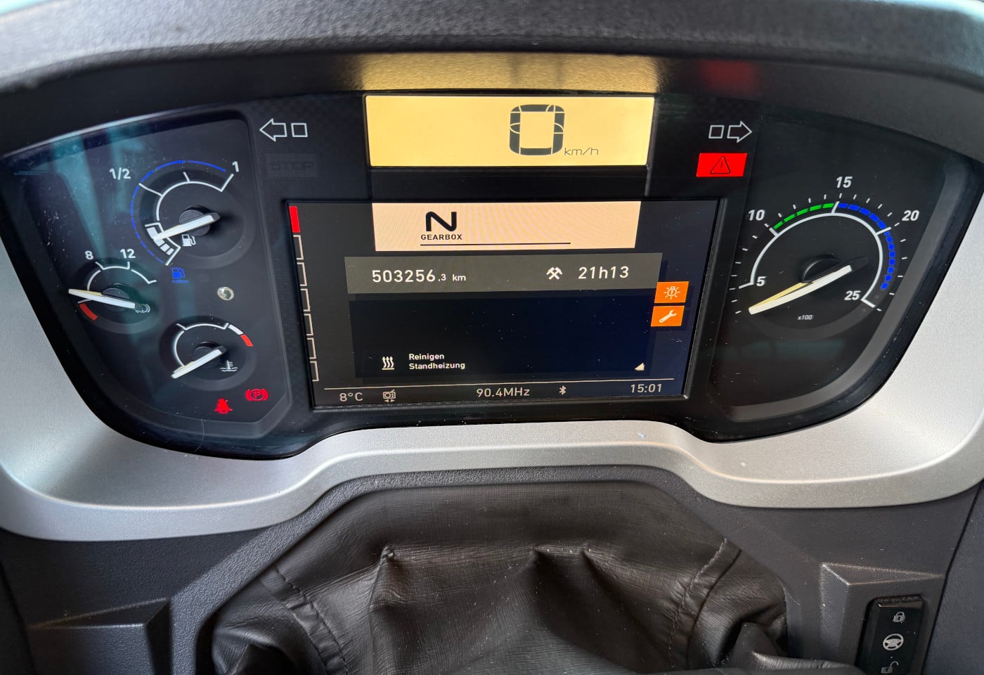 MOTO6625_2810464 vehicle image