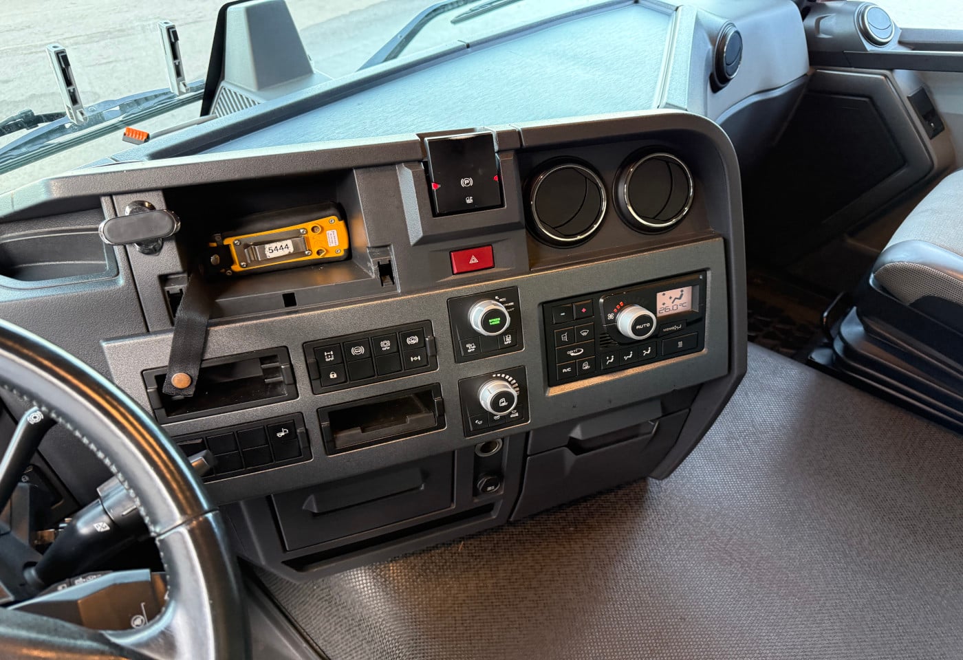 MOTO6625_2810464 vehicle image