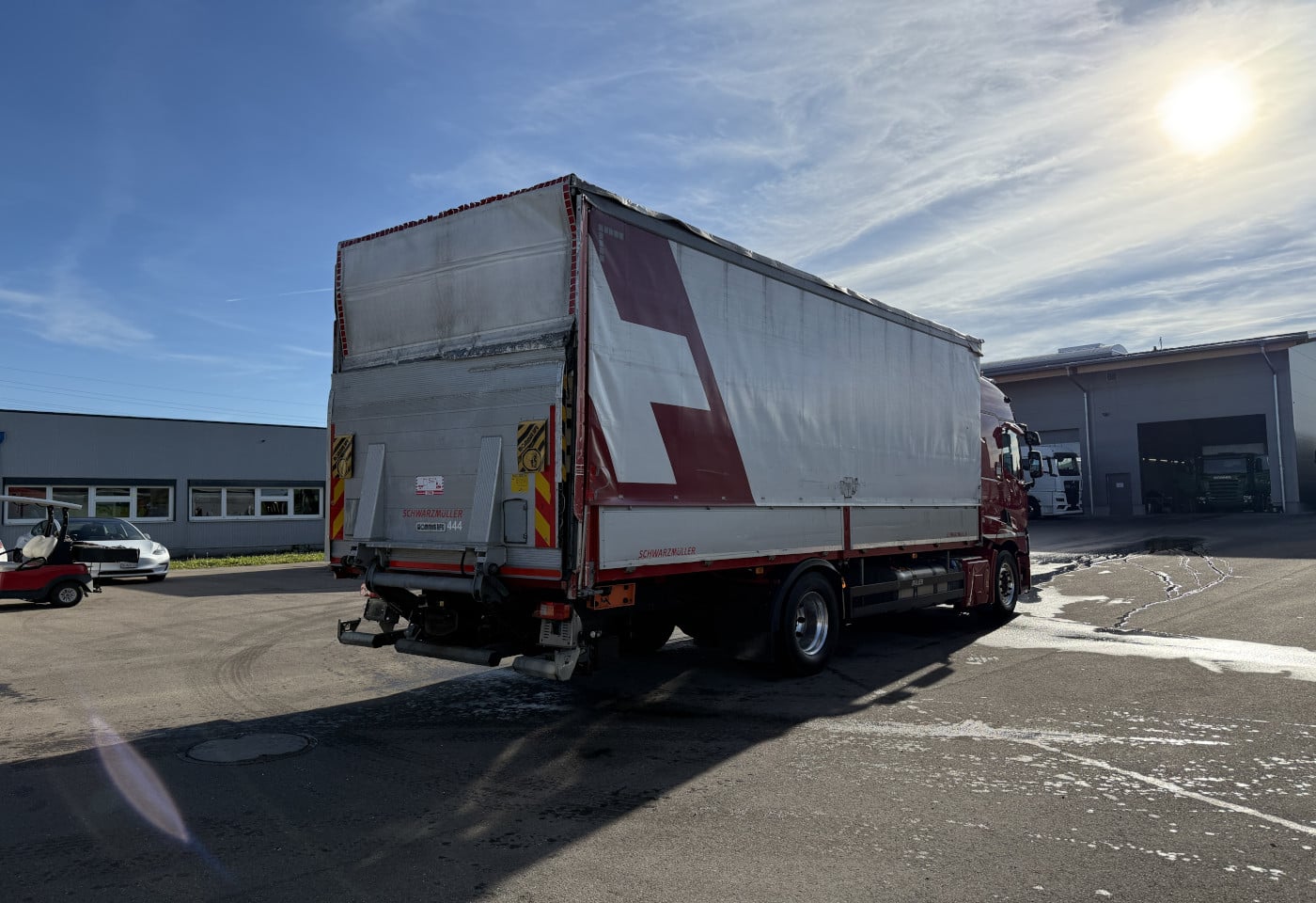 MOTO6625_2810464 vehicle image