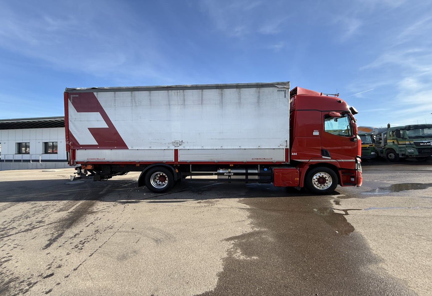 MOTO6625_2810464 vehicle image