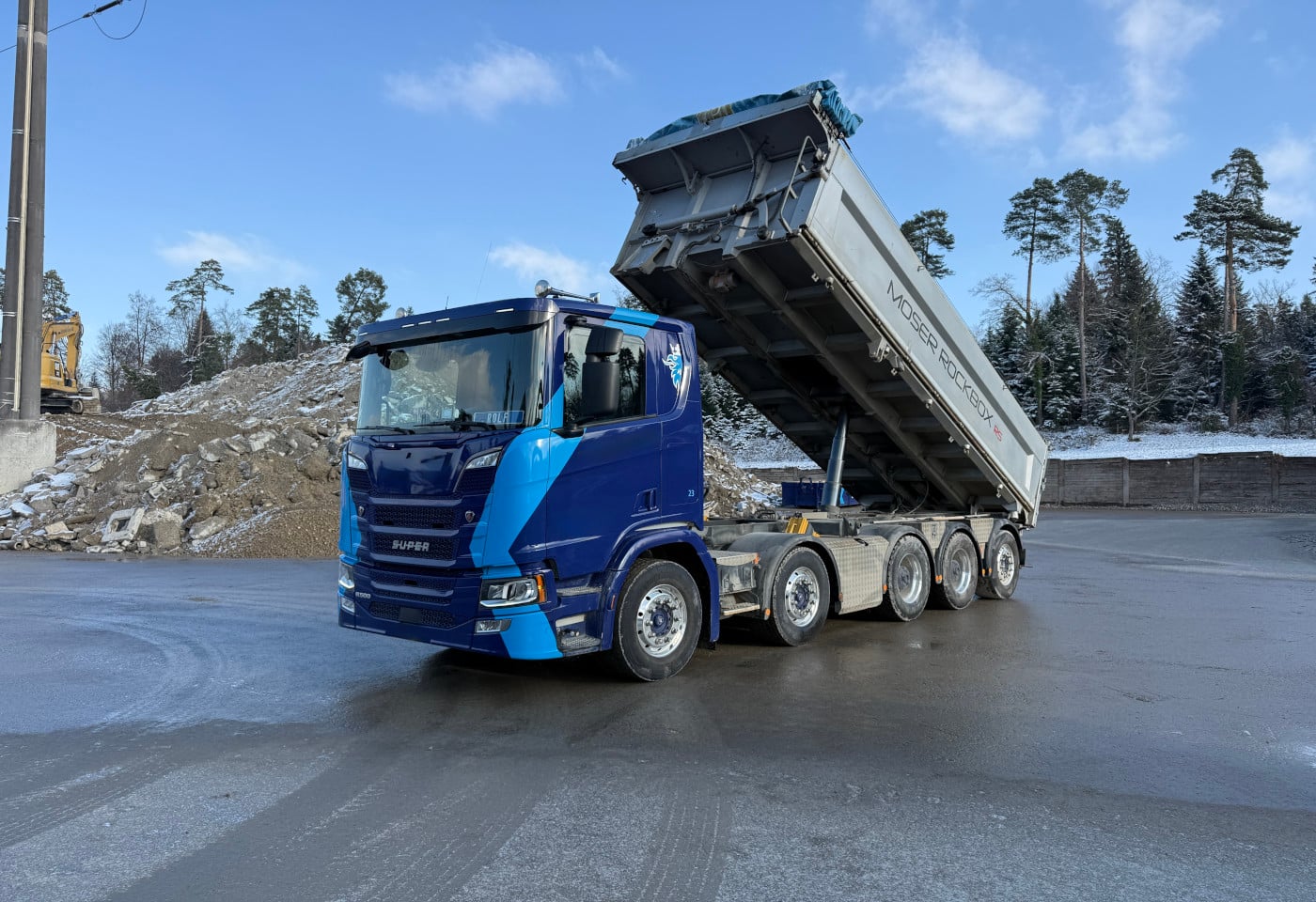 MOTO6625_2801716 vehicle image