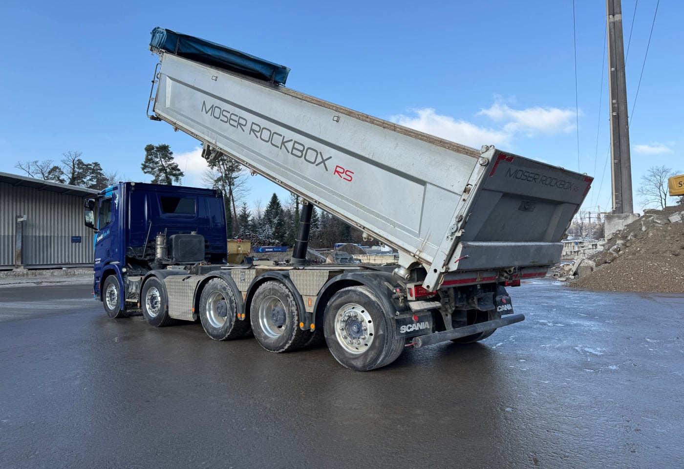 MOTO6625_2801716 vehicle image