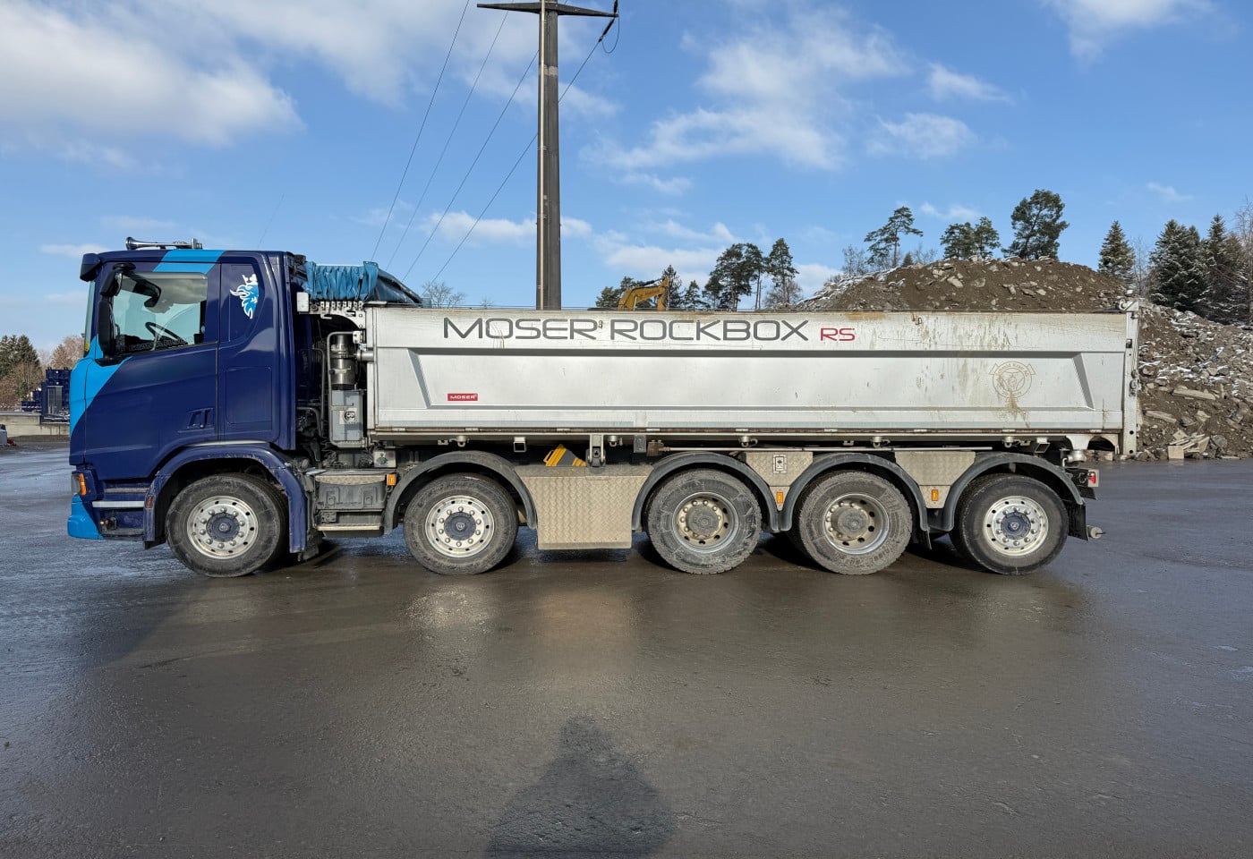 MOTO6625_2802327 vehicle image