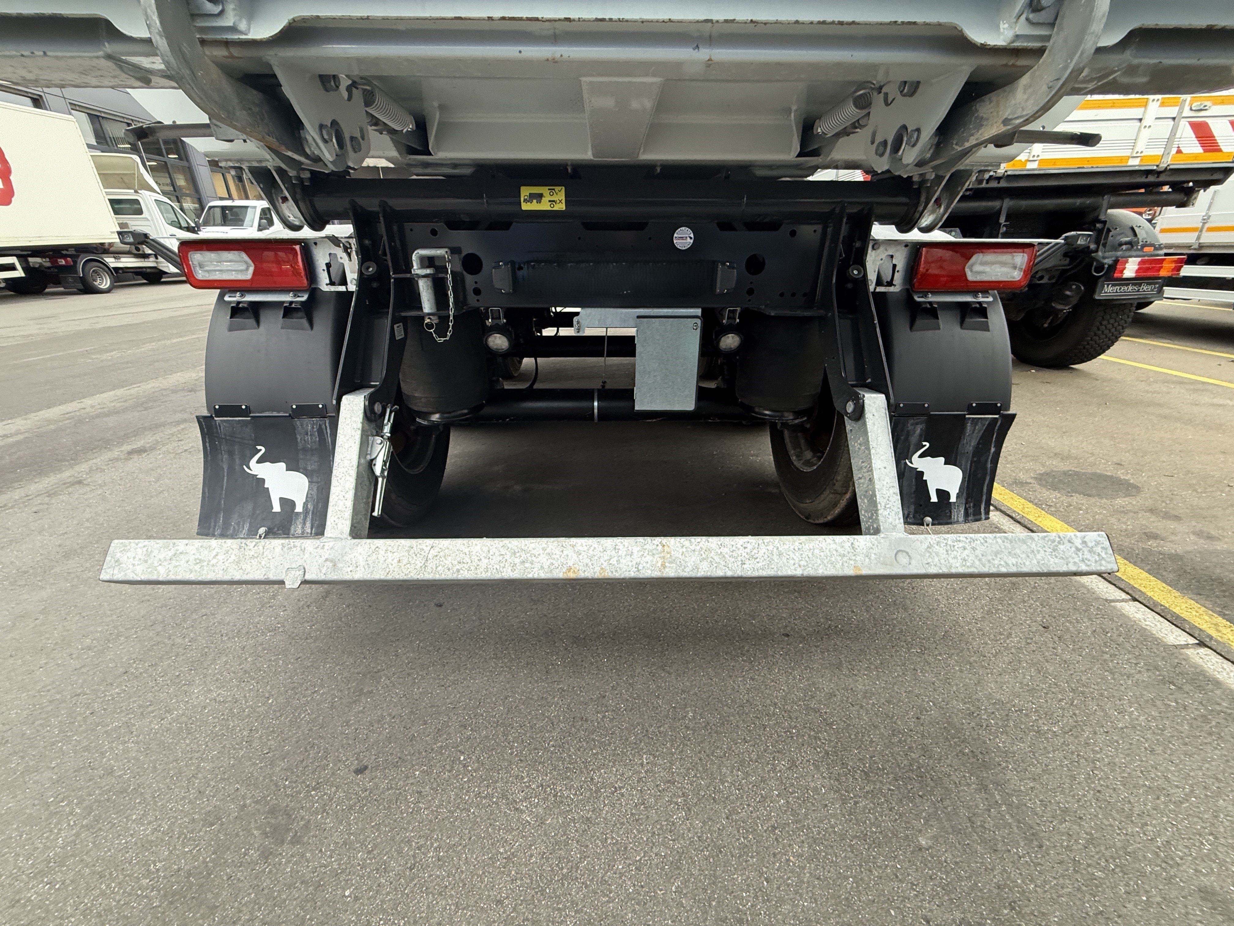 MOTO6625_2809811 vehicle image