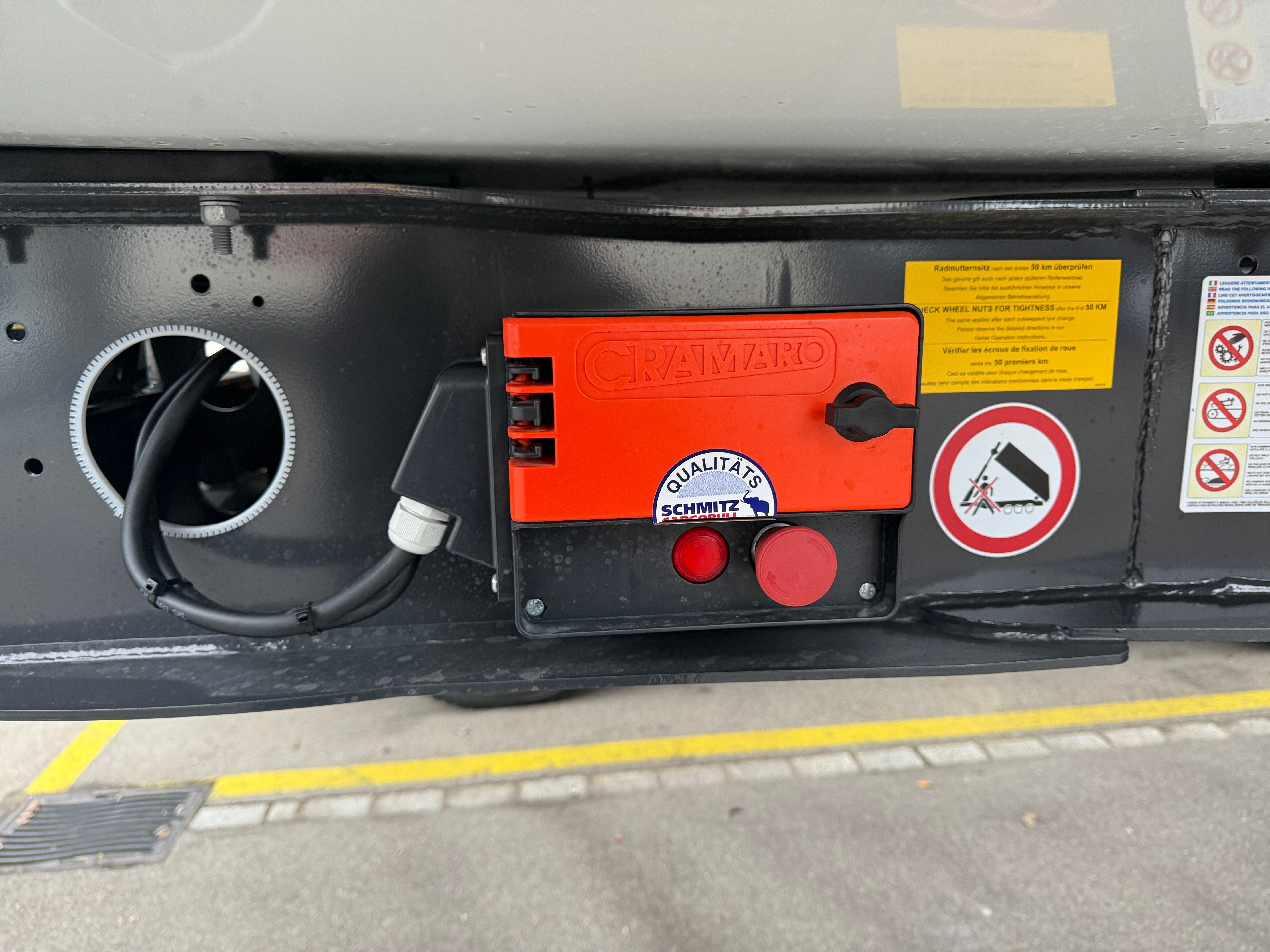 MOTO6625_2809811 vehicle image