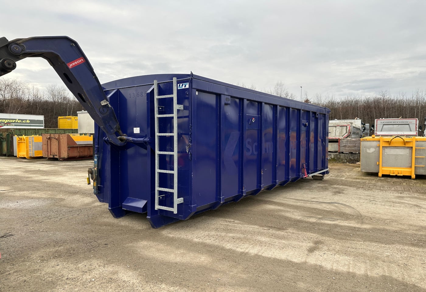 MOTO6625_2810465 vehicle image