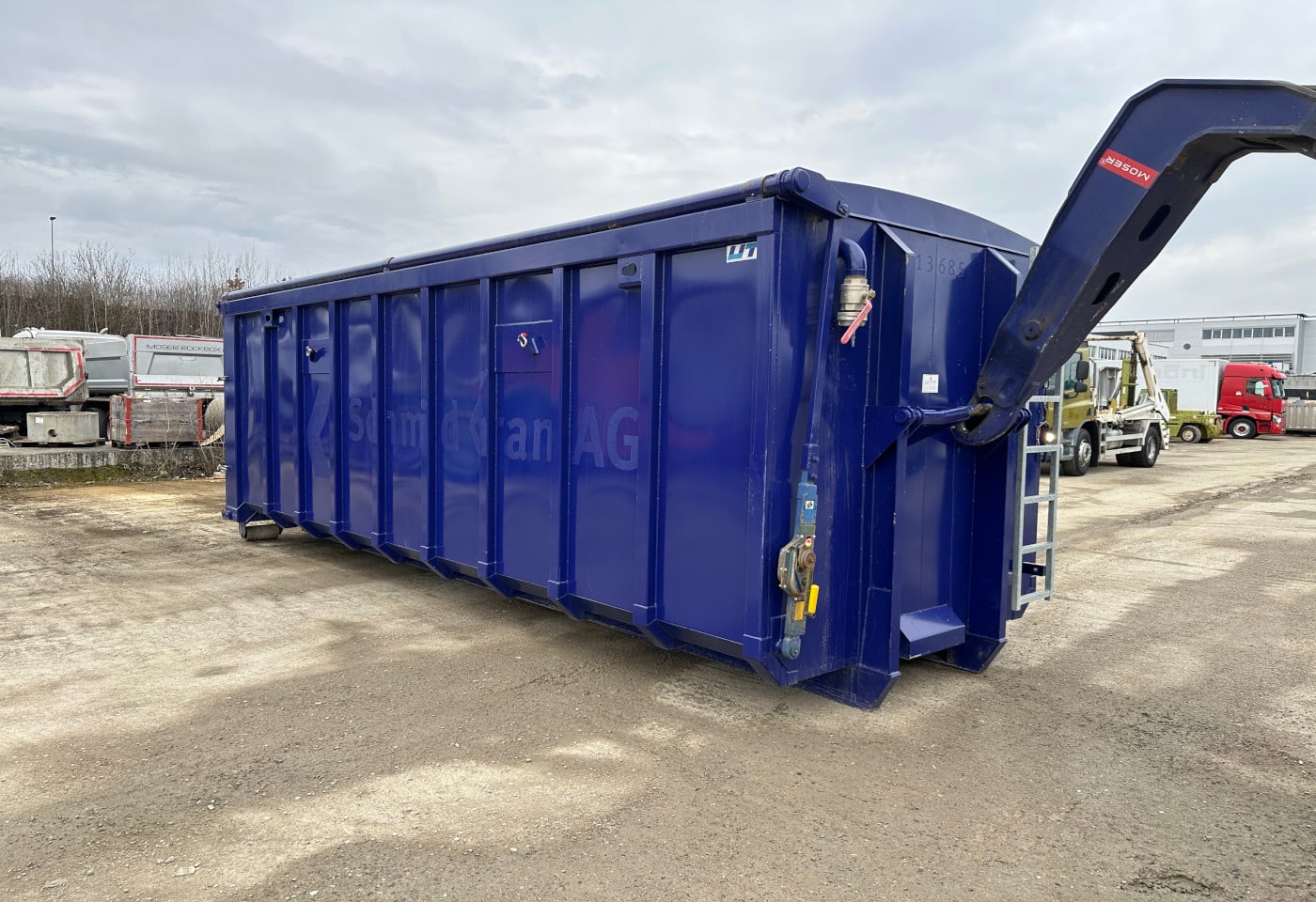 MOTO6625_2810465 vehicle image