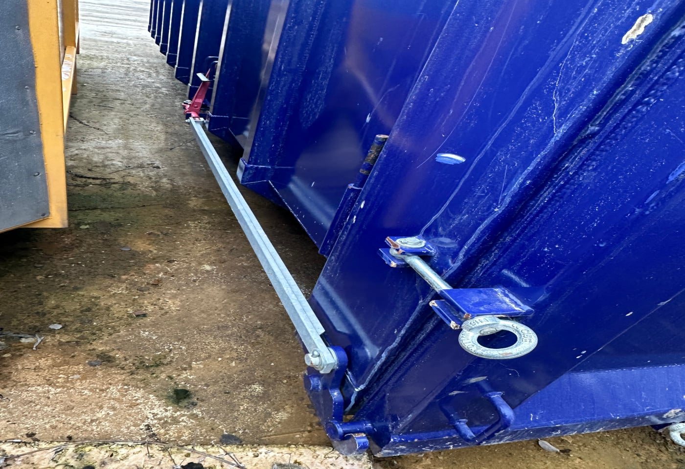 MOTO6625_2810465 vehicle image