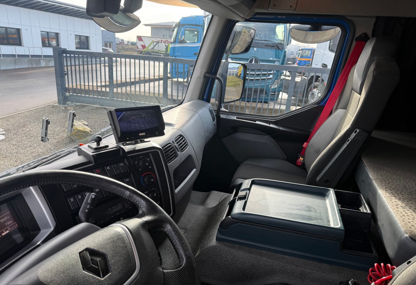 MOTO6625_2803906 vehicle image