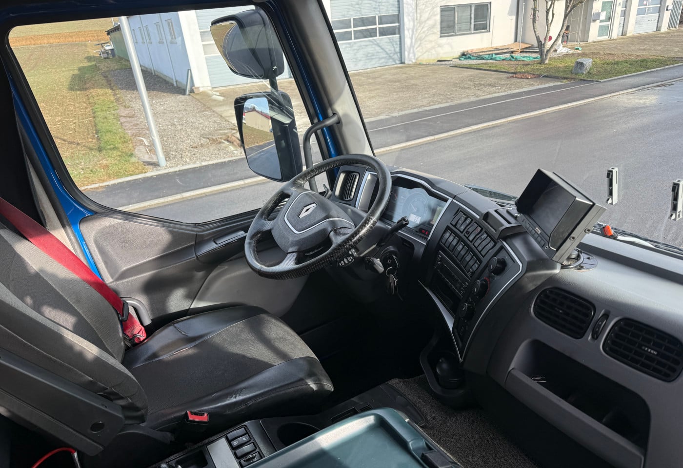 MOTO6625_2803906 vehicle image