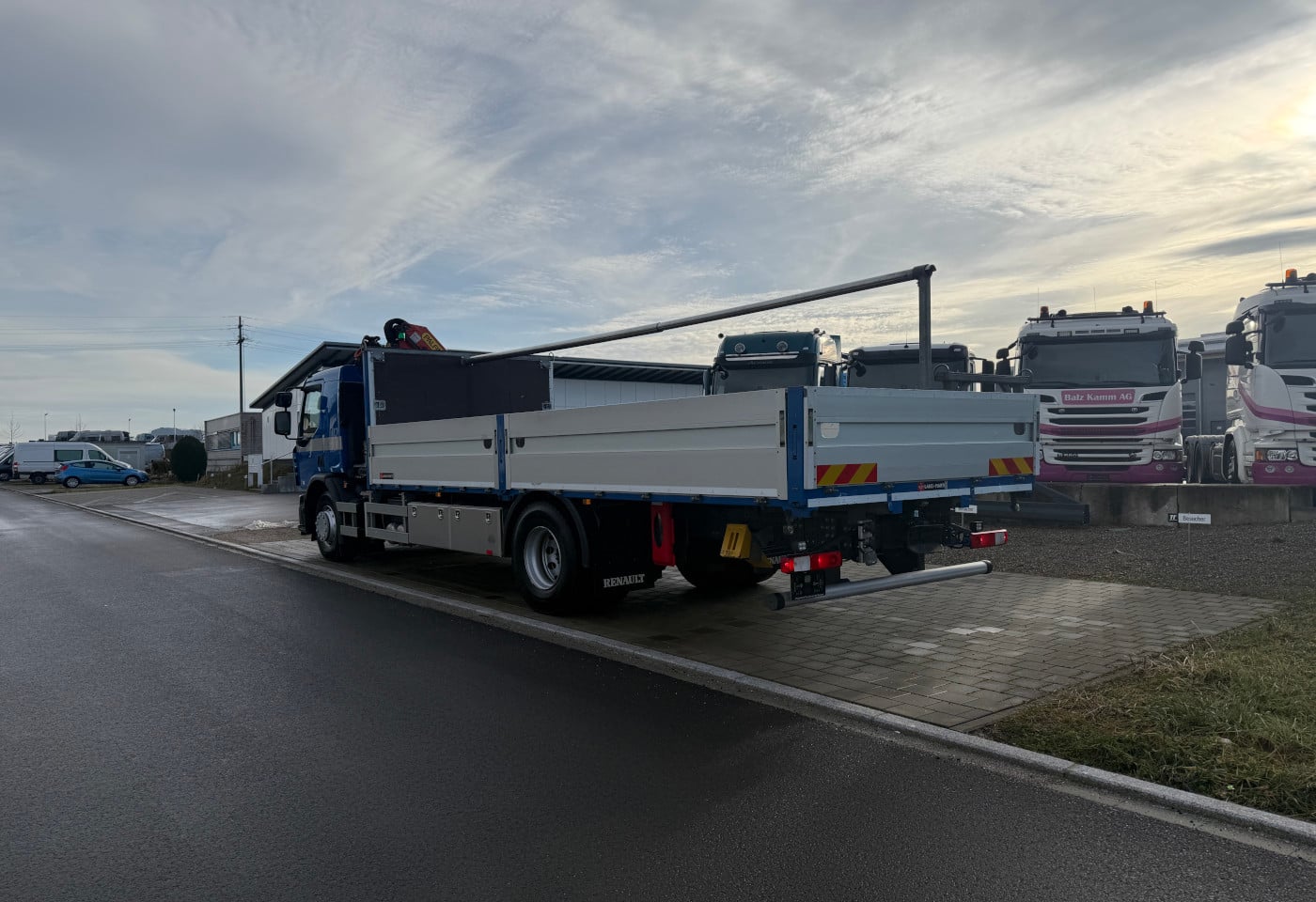 MOTO6625_2803906 vehicle image