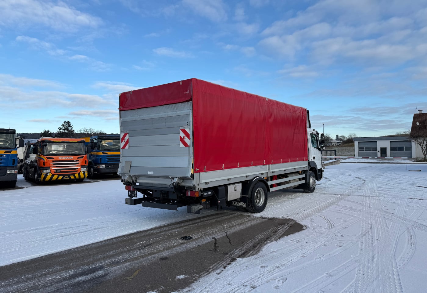 MOTO6625_2798594 vehicle image