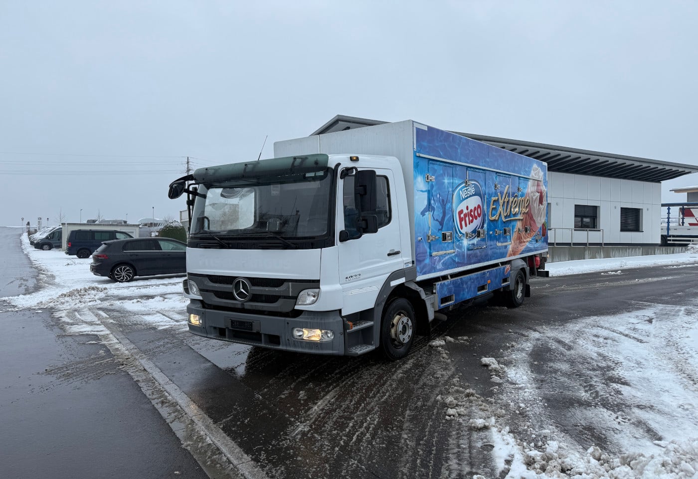 MOTO6625_2800008 vehicle image