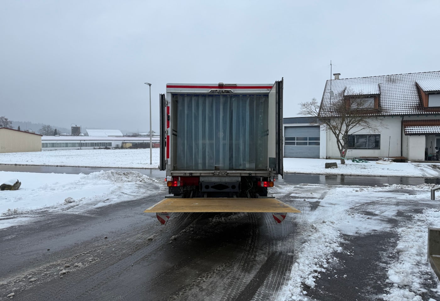 MOTO6625_2800008 vehicle image