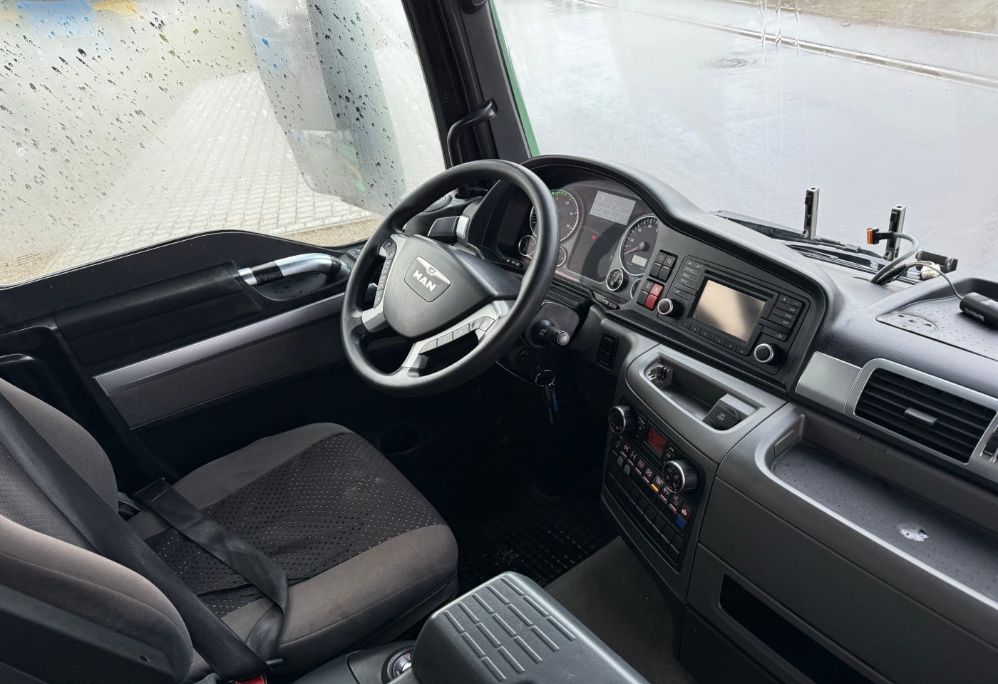 MOTO6625_2801086 vehicle image